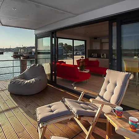 Botel Houseboat Floating Blue Active,